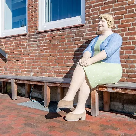 Steger-hues 13 Daire Sylt